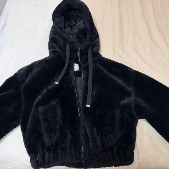 Bershka Plush Black Teddy Jacket - Picture 3 of 4